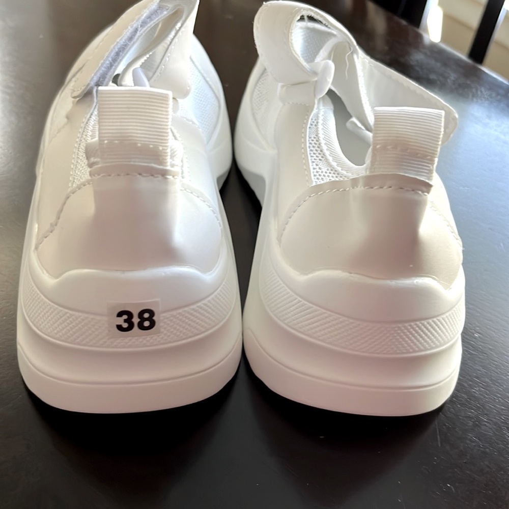 New white dock shoes